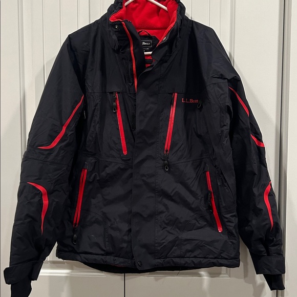 L.L. Bean Men's Black Rain Jacket with Red Accents - Picture 2 of 11